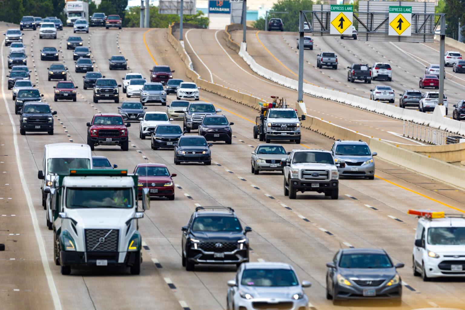 Texas amenaza a California como principal mercado de automóv