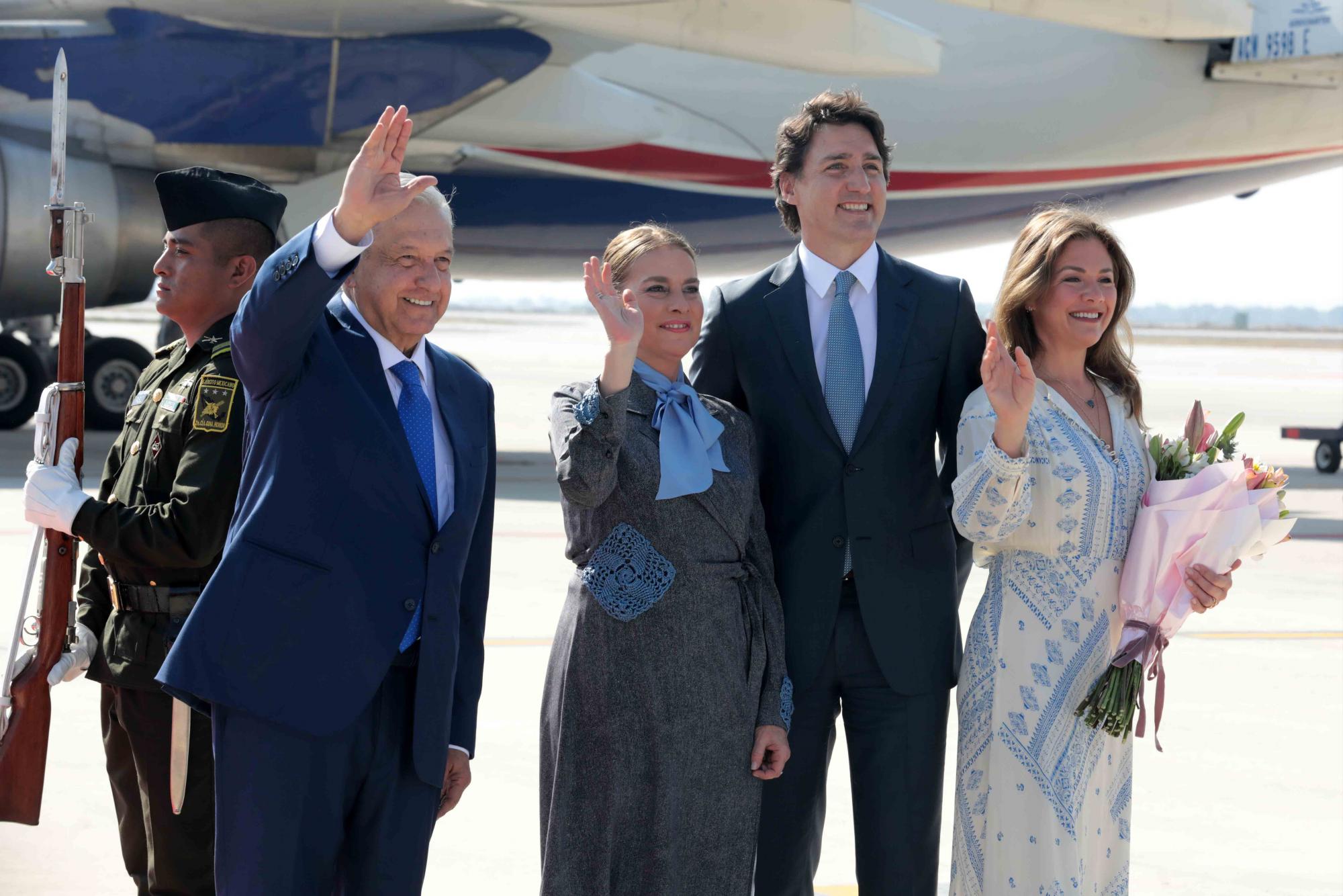 Llega Justin Trudeau a México; lo recibe AMLO en el AIFA. Noticias en tiempo real