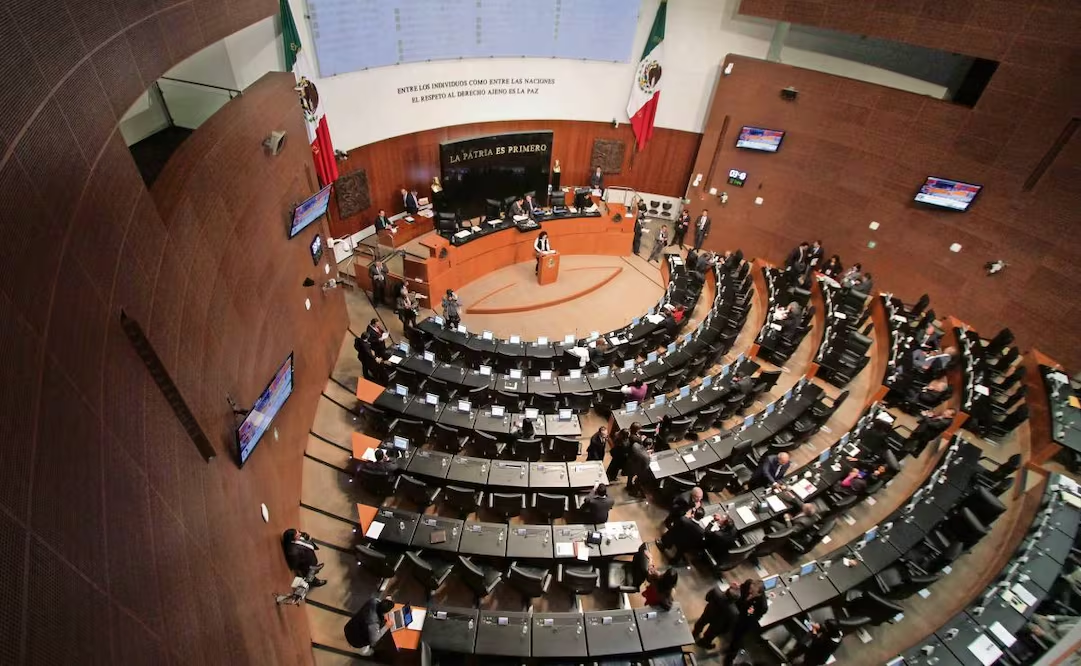 Avanza reforma para recortar ‘pensiones doradas’: comisiones del Senado la aprueban y va al Pleno