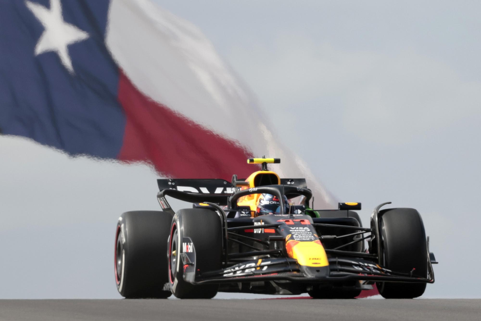 Max Verstappen consiguió pole position a Red Bull, Sergio Pérez no pudo avanzar a la Q3 de la Calificación para la carrera Sprint del Gran Premio de Austin de F1 y se tendrá que conformar con part