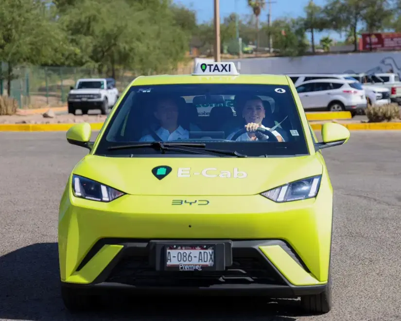 Continúa impulso a taxis eléctricos en Piedras Negras con nuevas unidades