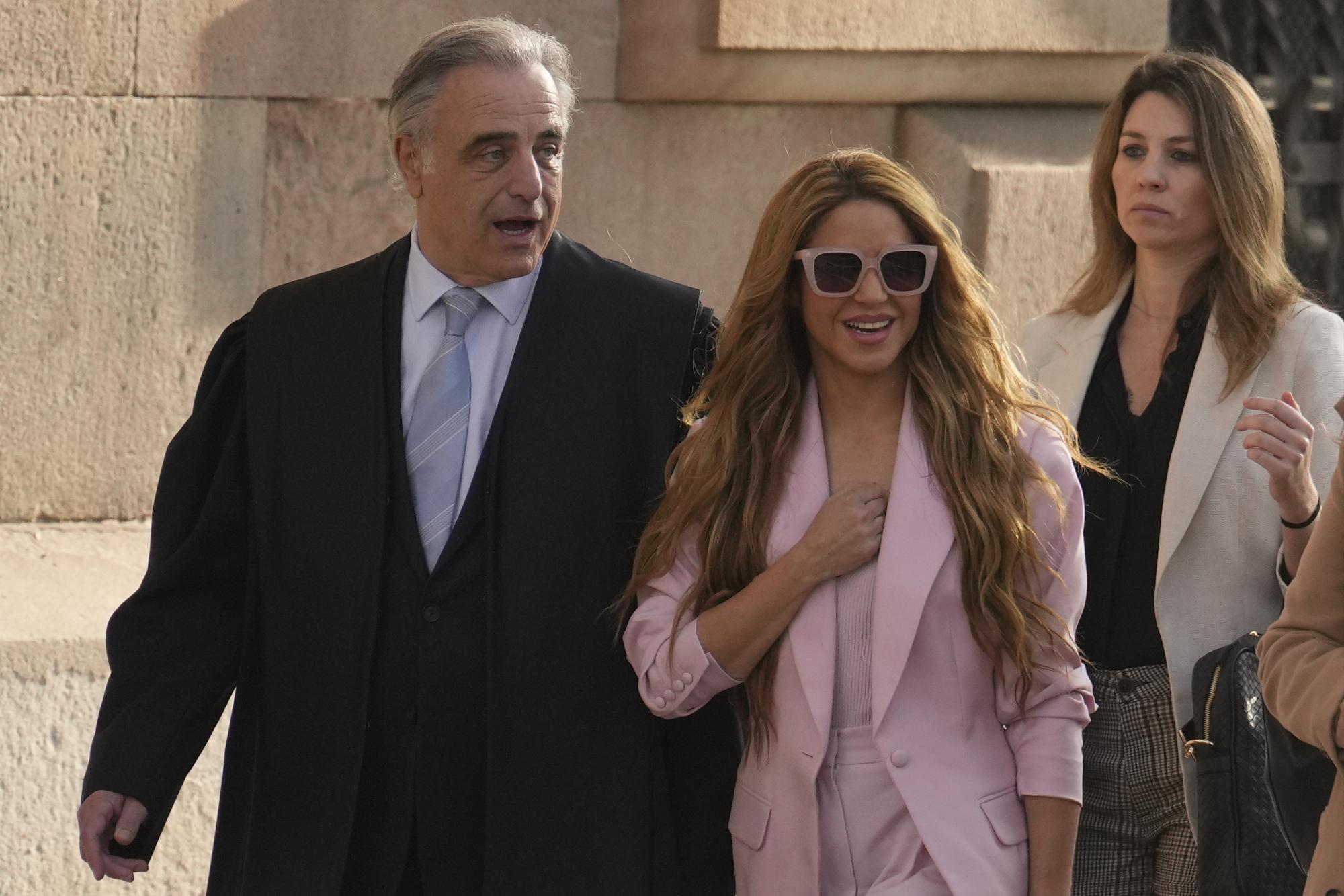 Factura y paga: Se declara Shakira ‘culpable’ de fraude fiscal a España, pagará 7.8 millones de euros. Noticias en tiempo real