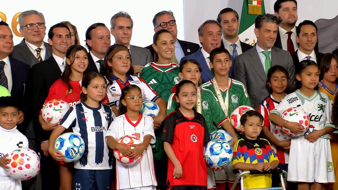 A petición de Sheinbaum, Liga MX y dueños de clube