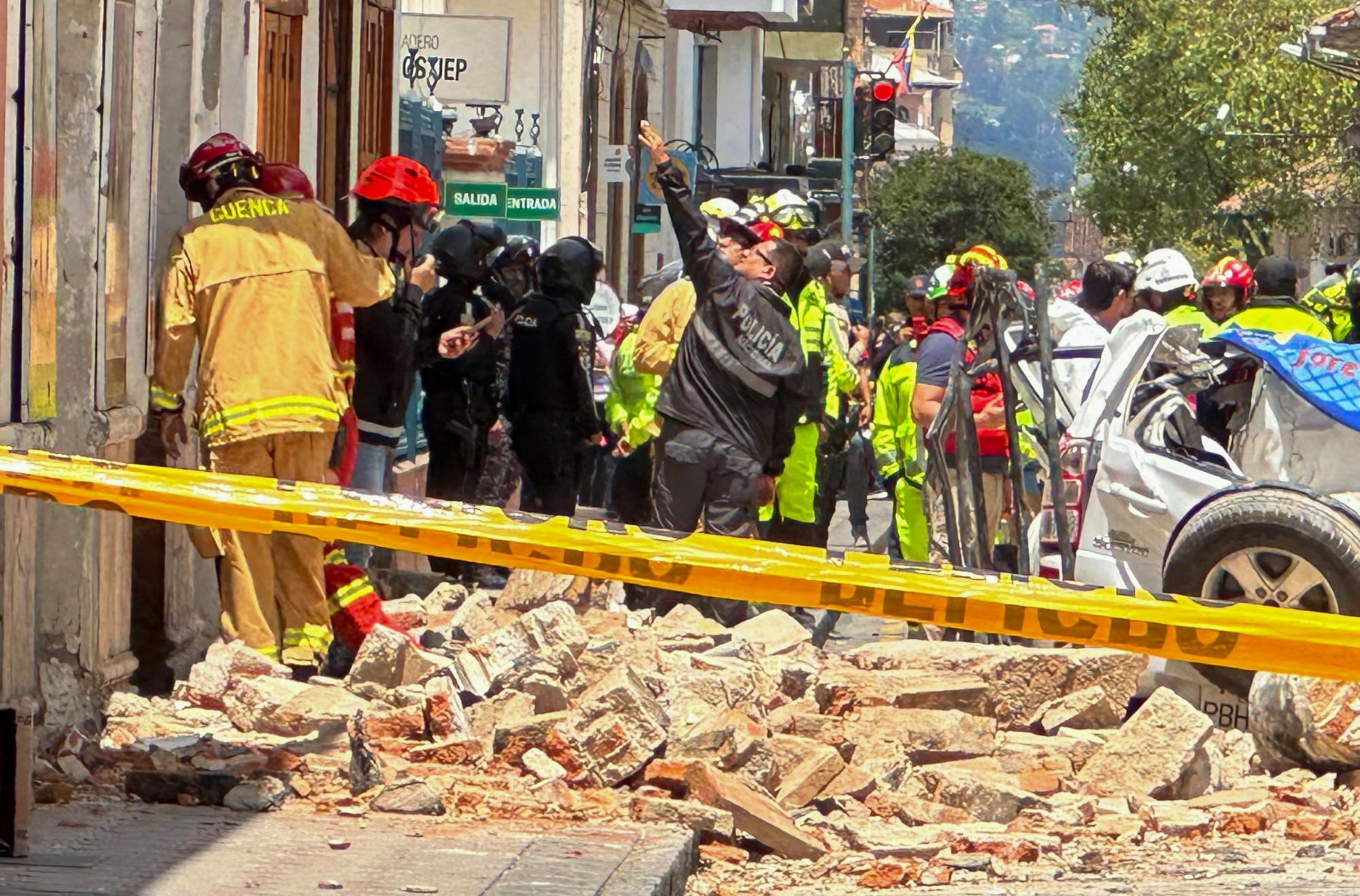 Terremoto de magnitud 6,8 en Ecuador deja al menos 13 muertos y más de 120 heridos. Noticias en tiempo real