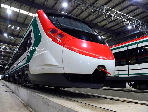 Trenes a Santa Fe y el AIFA estarán listos en agosto, asegura la SICT. Lado.mx Trenes a Santa Fe y el AIFA estarán listos en agosto, asegura la SICT. Noticias en tiempo real