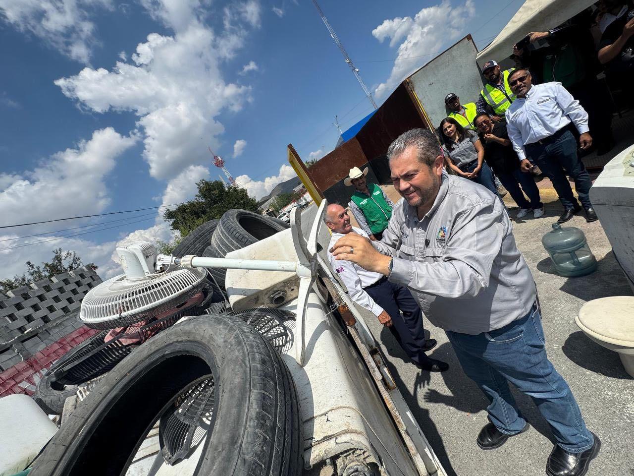 Ramos Arizpe intensifica llamado ciudadano para eliminar riesgos por dengue