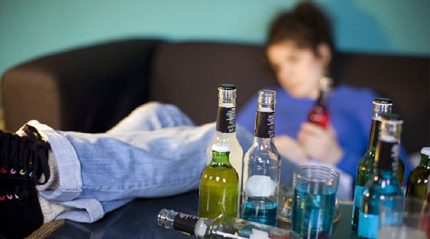 México ‘ahogado’ en alcohol: AA señala 20 millones en consumo problemático y 115 muertes diarias