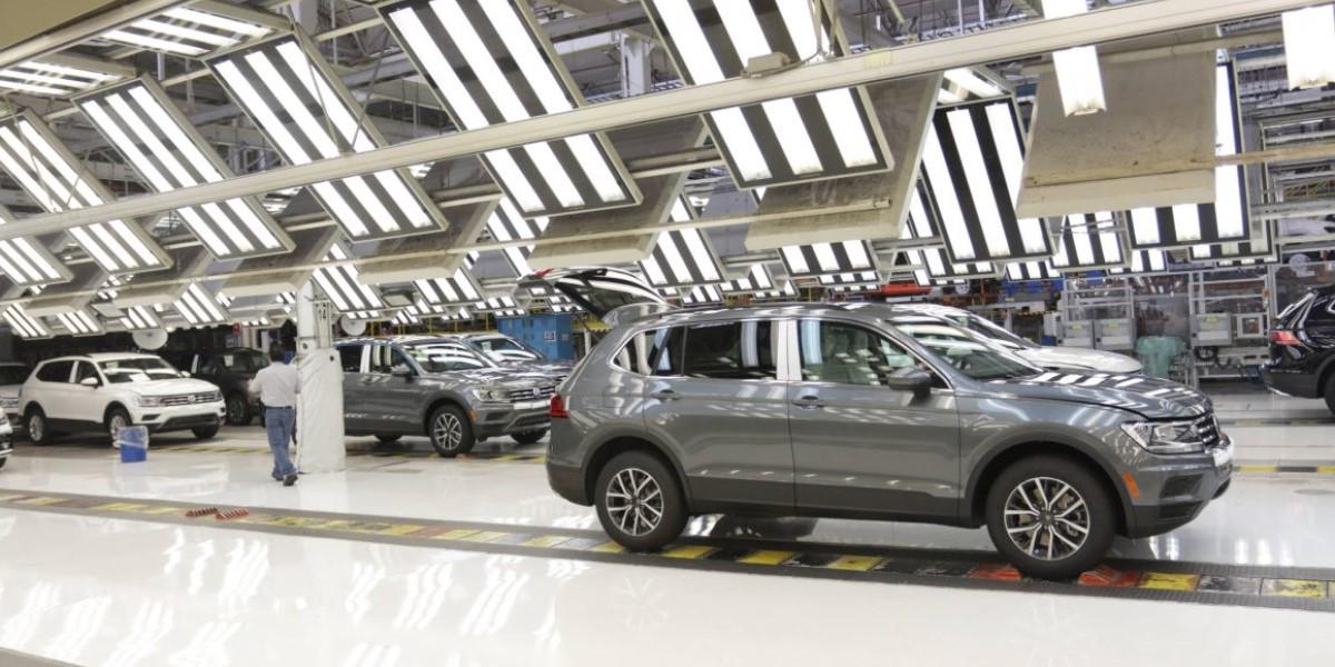 Volkswagen invertirá casi mil millones de dólares más en Puebla. Noticias en tiempo real