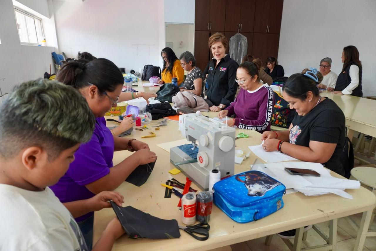 Inician cursos de Pascua en Talleres Tonantzin del DIF Torreón con enfoque en el emprendimiento