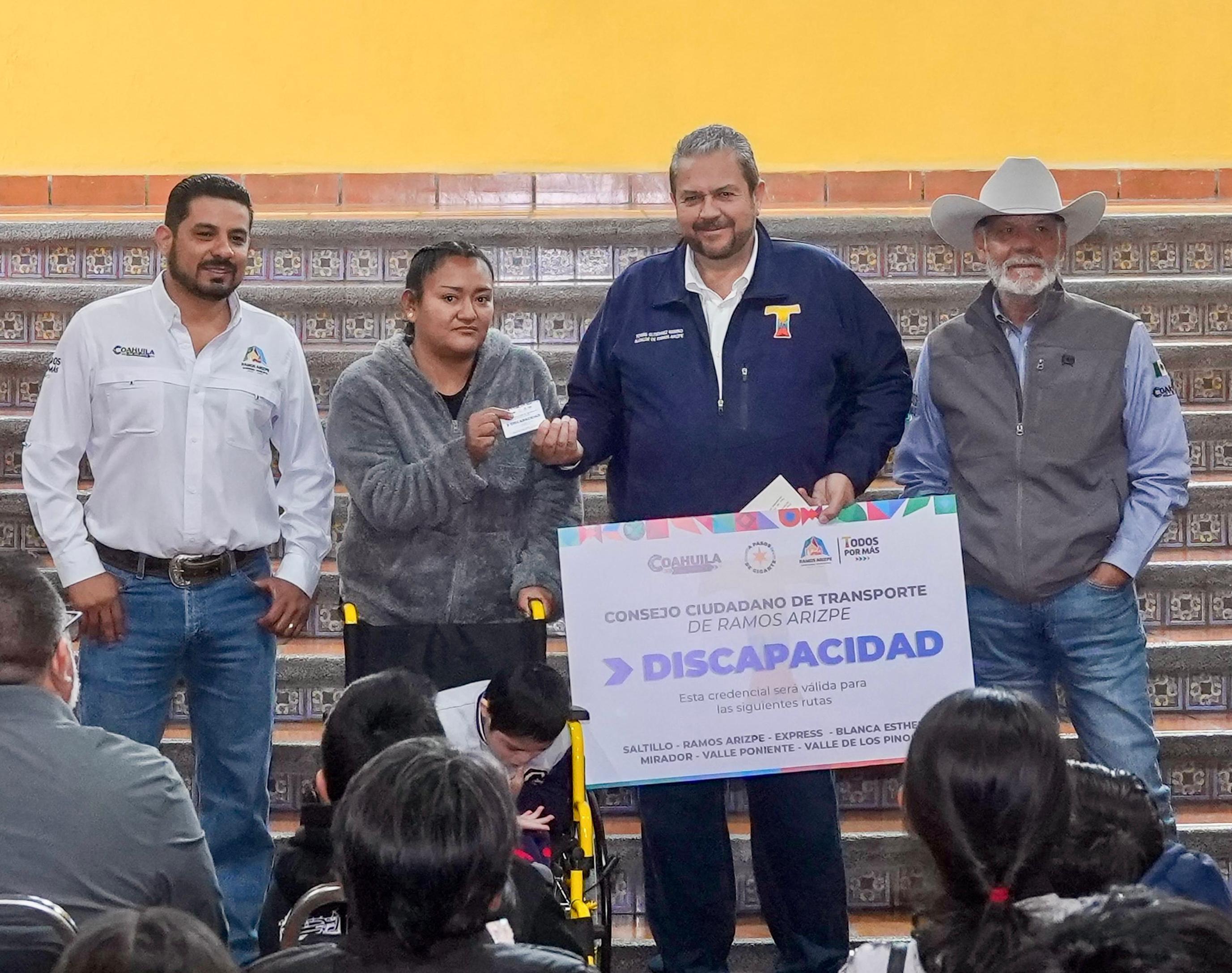 Arranca en Ramos Arizpe entrega de credenciales inteligentes para transporte público