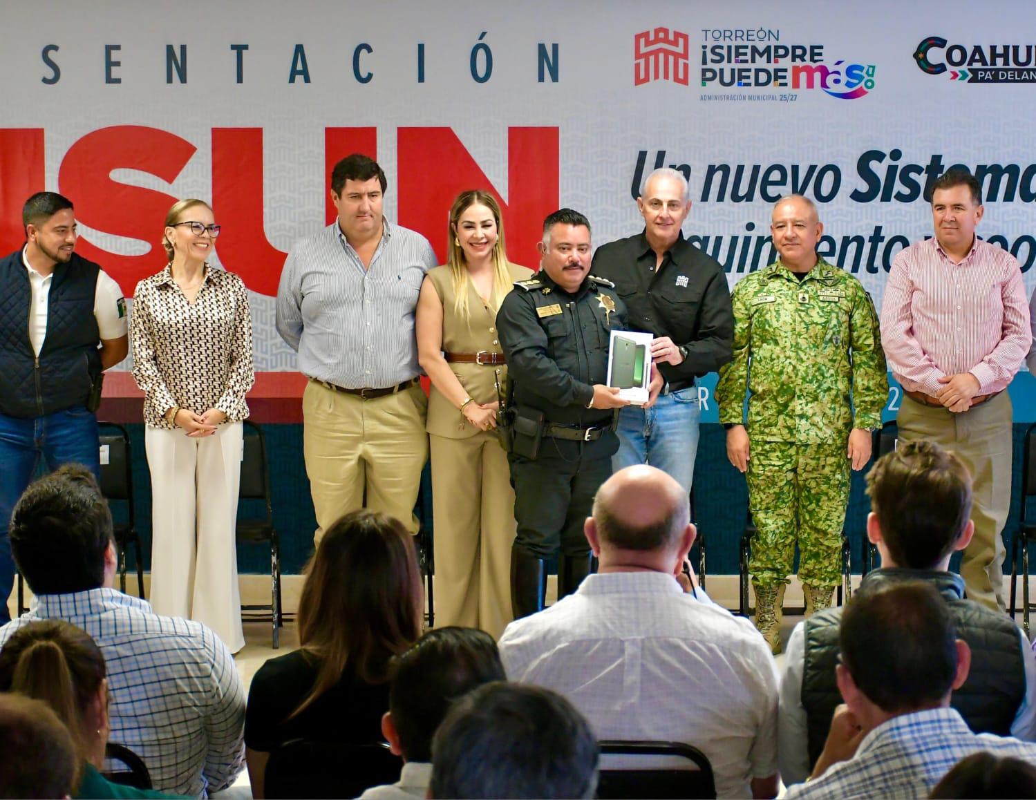 Torreón, a la vanguardia en seguridad: presenta Román Cepeda el sistema  digital SISUN