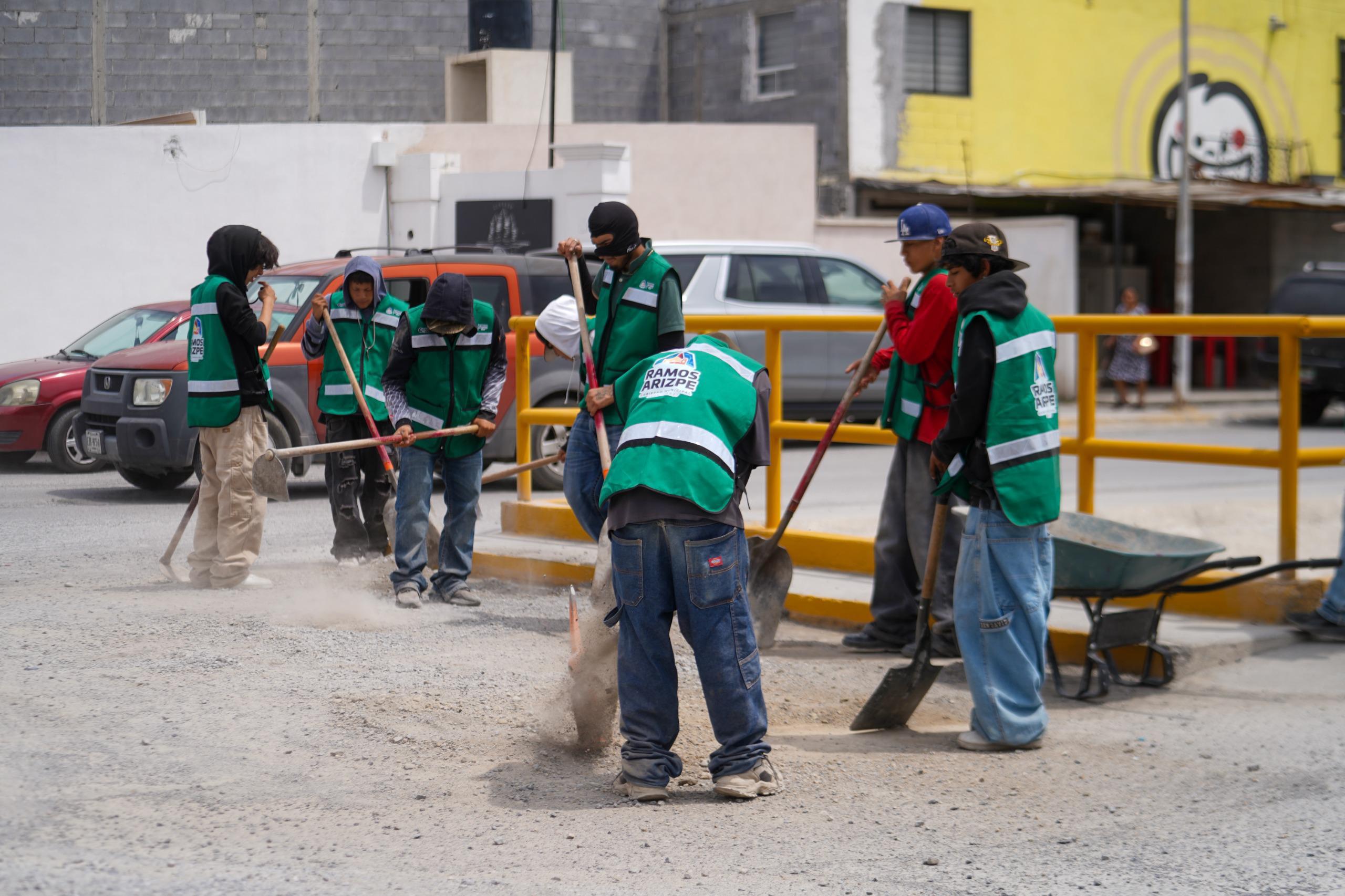 Ramos Arizpe: llegan brigadas de limpieza a colonia El Mirador, Analco y otros sectores