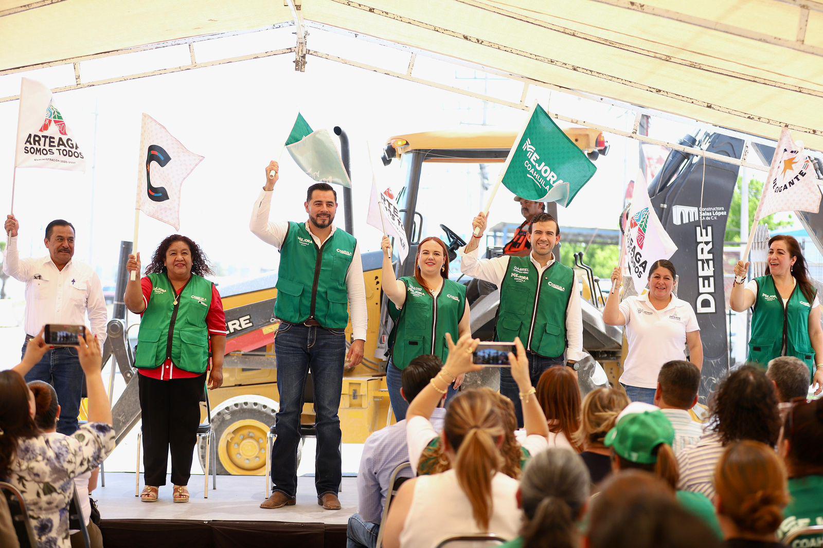 Inician obras de pavimentación en Arteaga; invertirán más de 22 millones de pesos