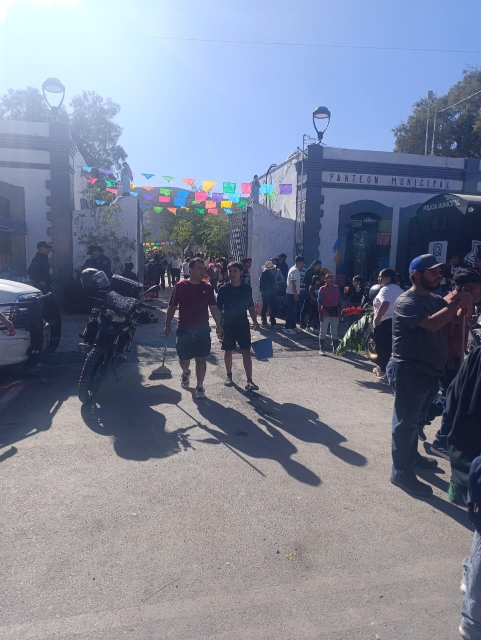 Torreón: refuerzan vigilancia en panteones por festejos del Día de las Madres