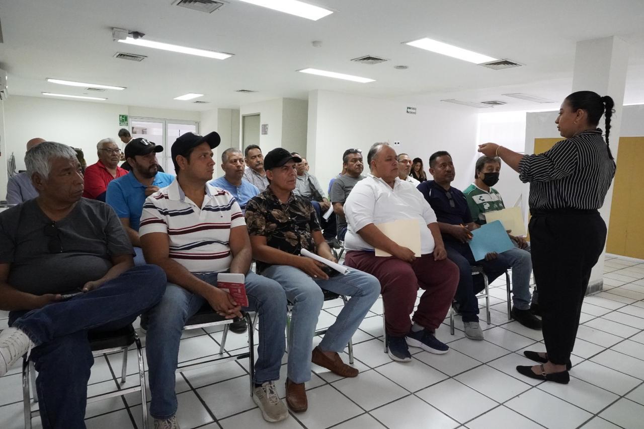 Torreón capacita a choferes para atender casos de violencia en transporte