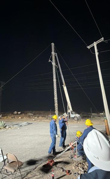 Restablece CFE línea de alta tensión dañada por choque en Ramos Arizpe