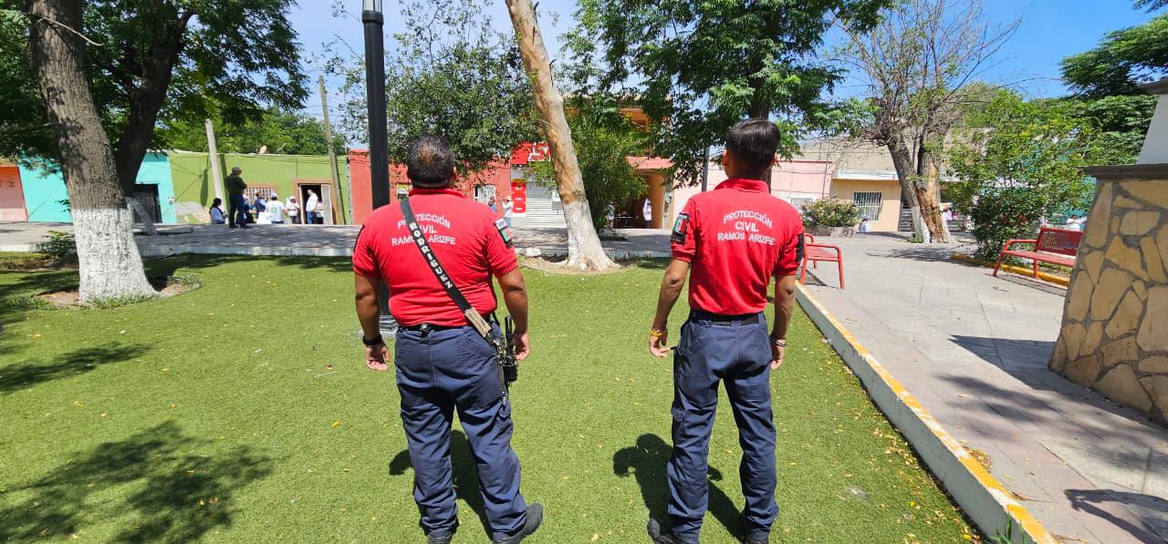 Retira Protección Civil árboles en riesgo en Ramos Arizpe