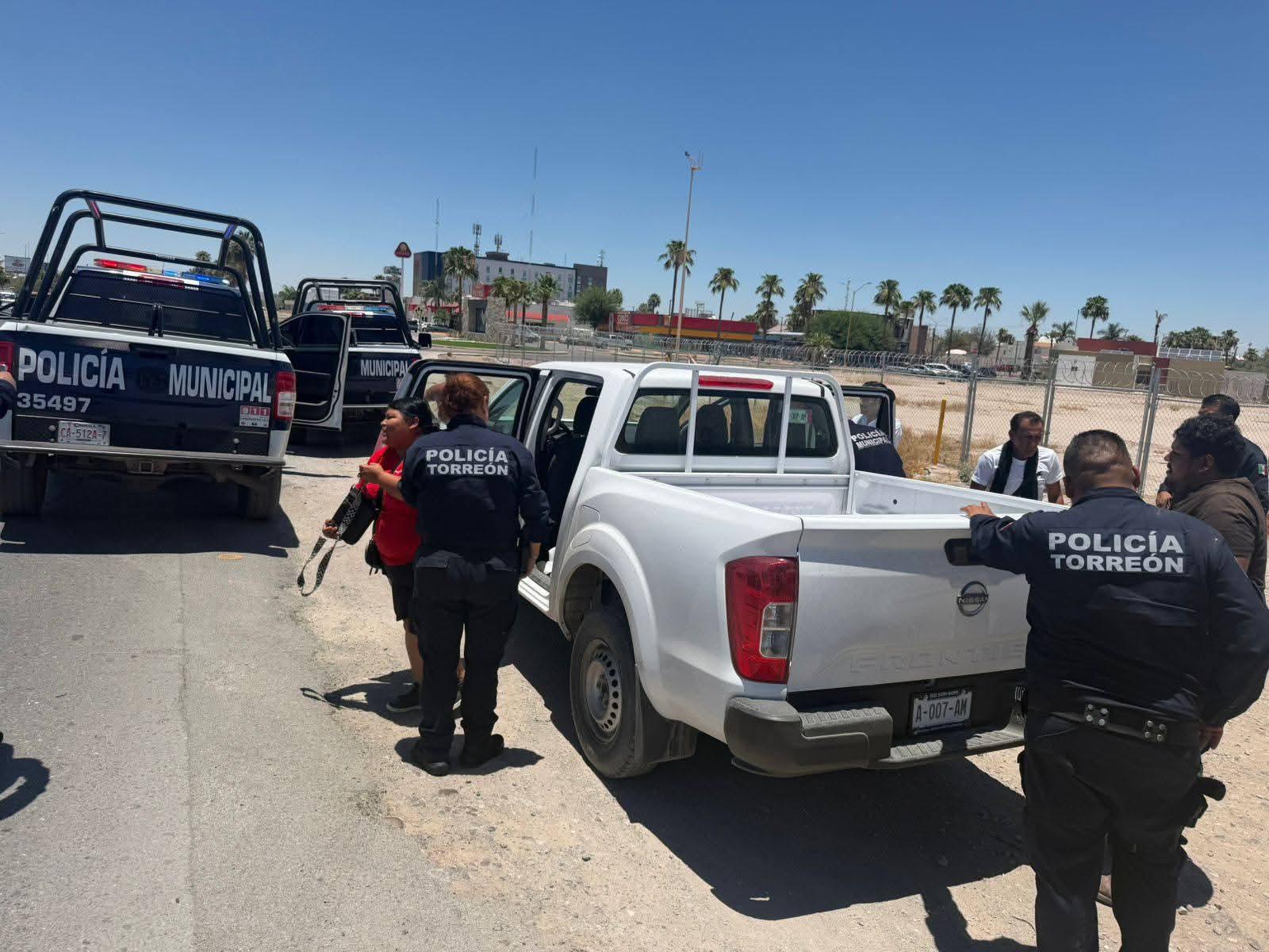 Torreón: capturan a sujeto con propaganda política en vehículo de Conagua
